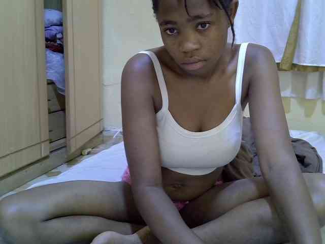 pretty-bianca webcam