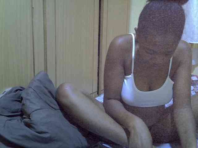 pretty-bianca webcam