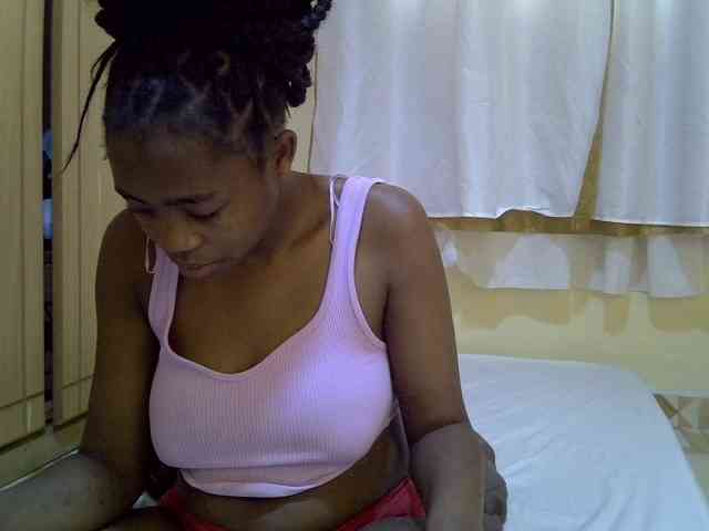 pretty-bianca webcam