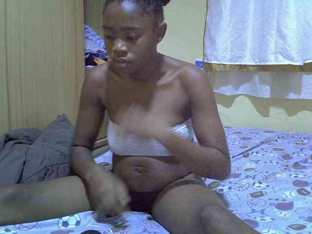 pretty-bianca webcam