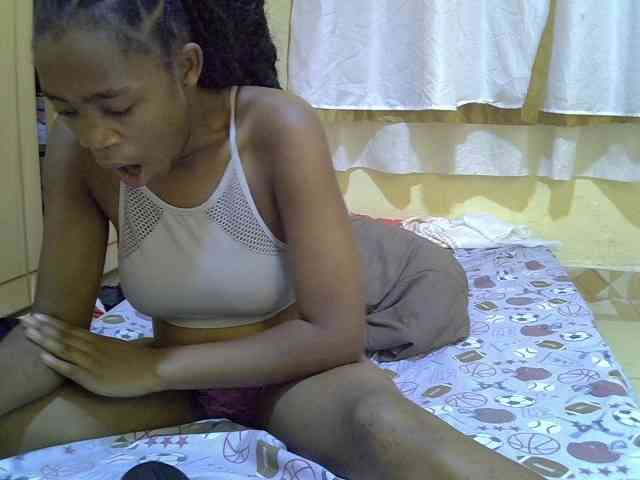 pretty-bianca webcam