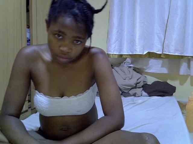 pretty-bianca webcam