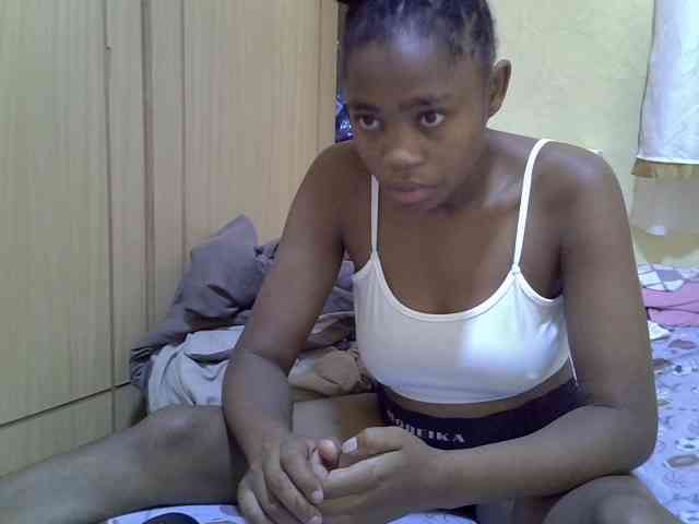 pretty-bianca webcam