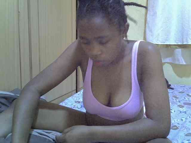 pretty-bianca webcam