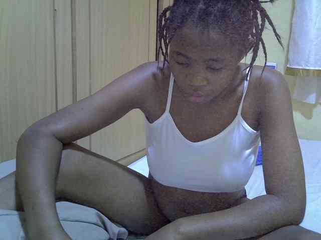 pretty-bianca webcam