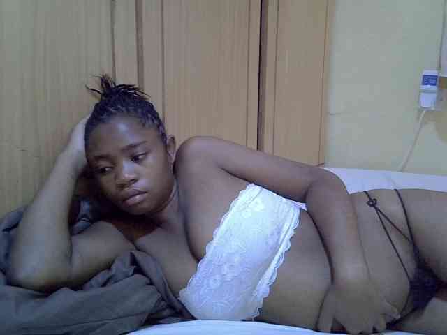 pretty-bianca webcam