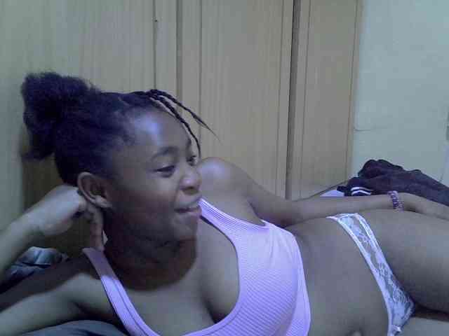 pretty-bianca webcam