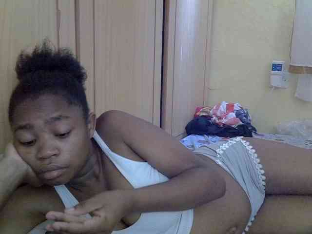pretty-bianca webcam