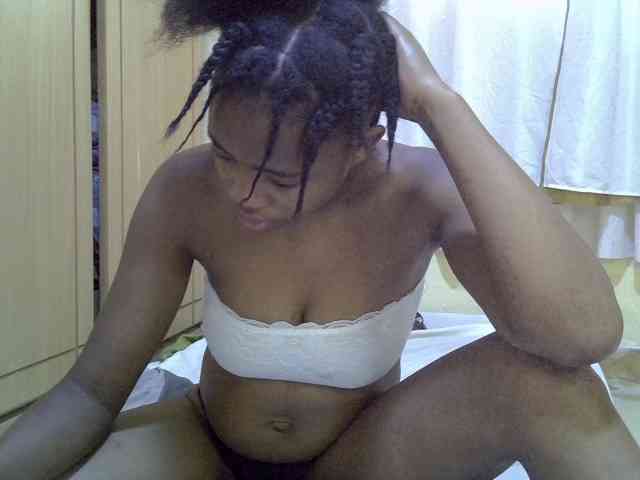 pretty-bianca webcam