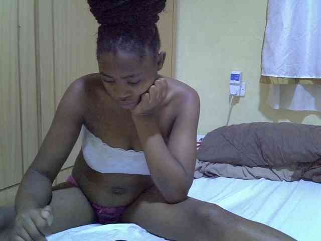 pretty-bianca webcam