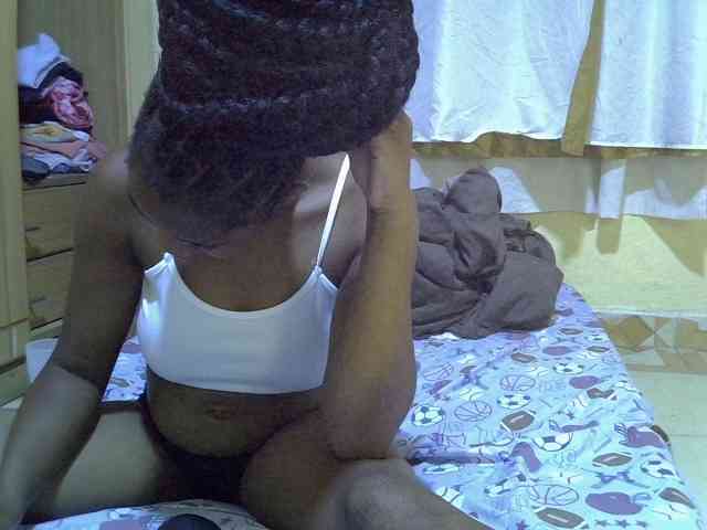pretty-bianca webcam