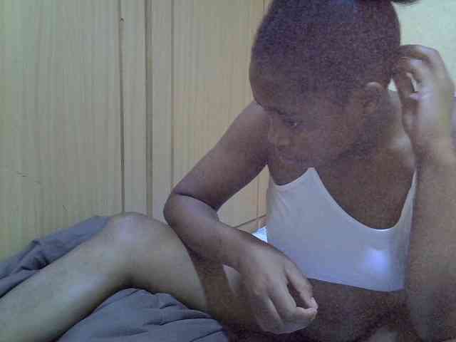 pretty-bianca webcam