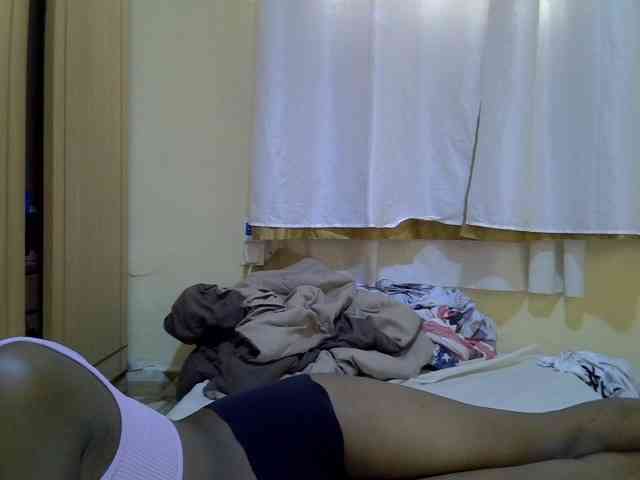 pretty-bianca webcam