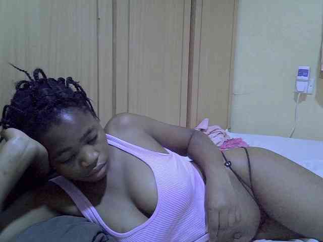 pretty-bianca webcam