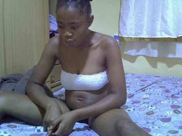 pretty-bianca webcam