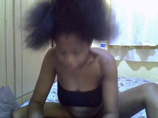 pretty-bianca webcam