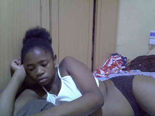 pretty-bianca webcam