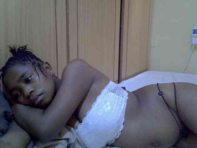 pretty-bianca webcam