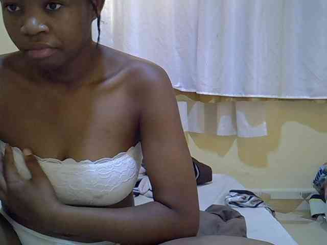 pretty-bianca webcam