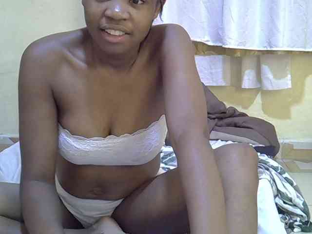 pretty-bianca webcam