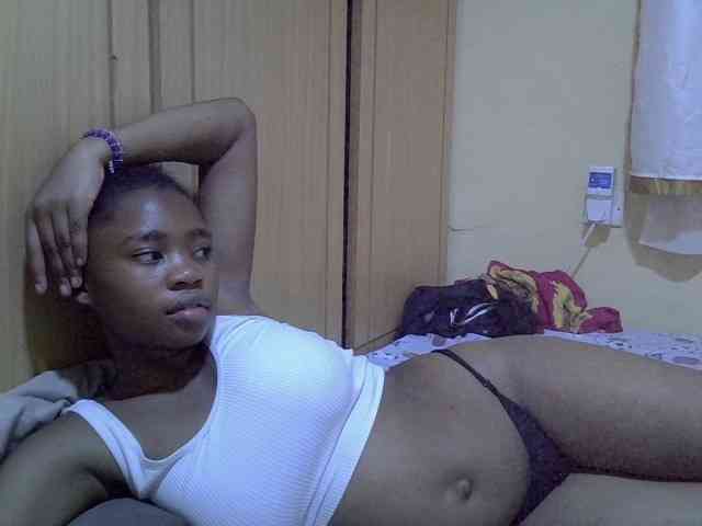 pretty-bianca webcam