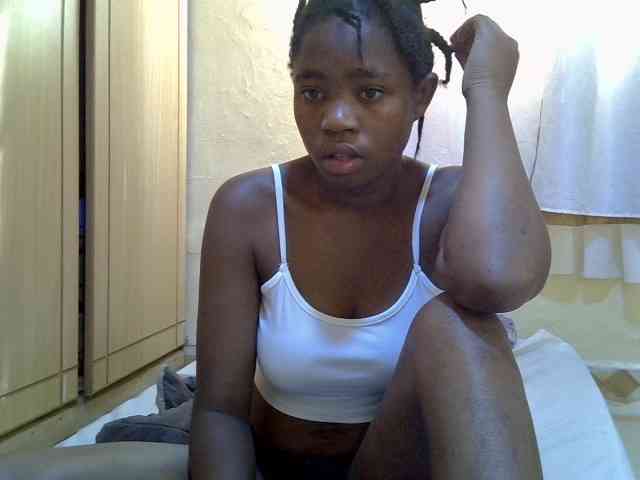 pretty-bianca webcam