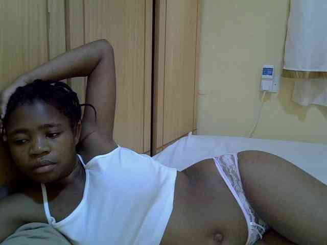 pretty-bianca webcam