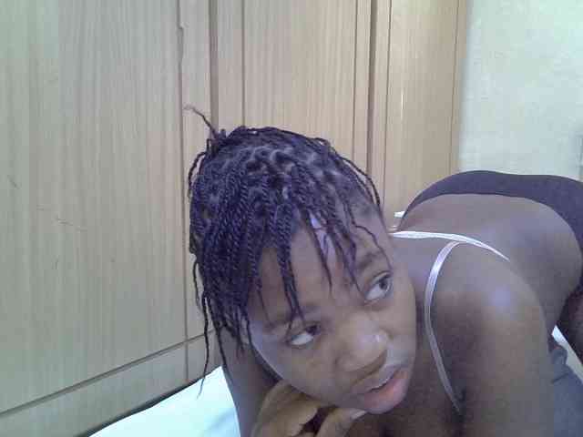 pretty-bianca webcam