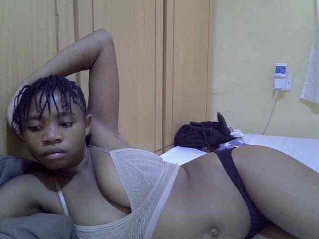 pretty-bianca webcam