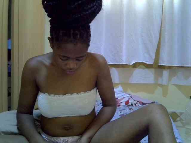 pretty-bianca webcam
