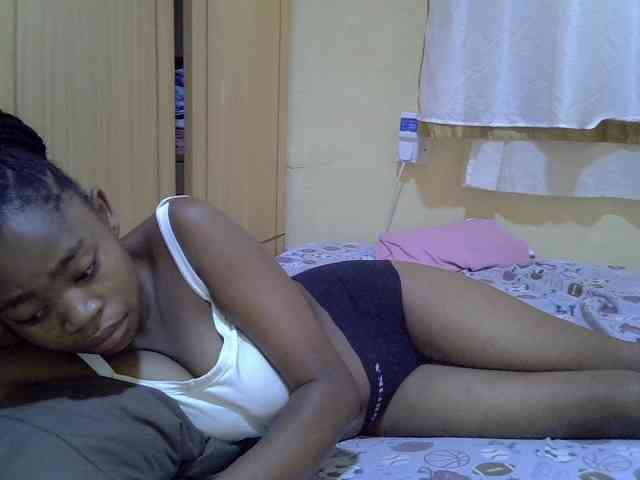 pretty-bianca webcam