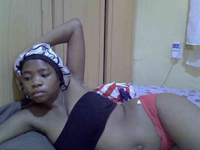 pretty-bianca webcam