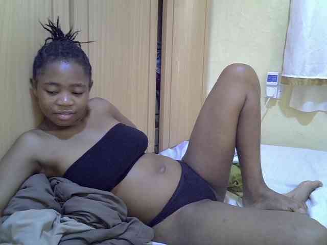 pretty-bianca webcam