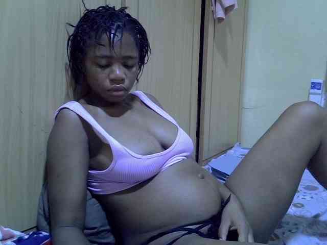 pretty-bianca webcam