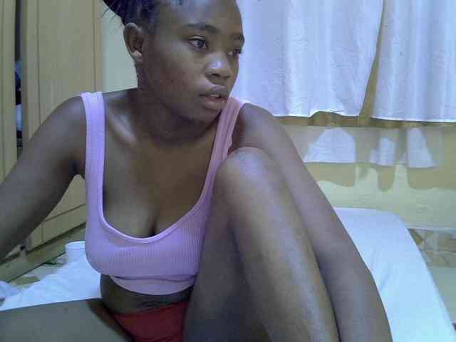 pretty-bianca webcam