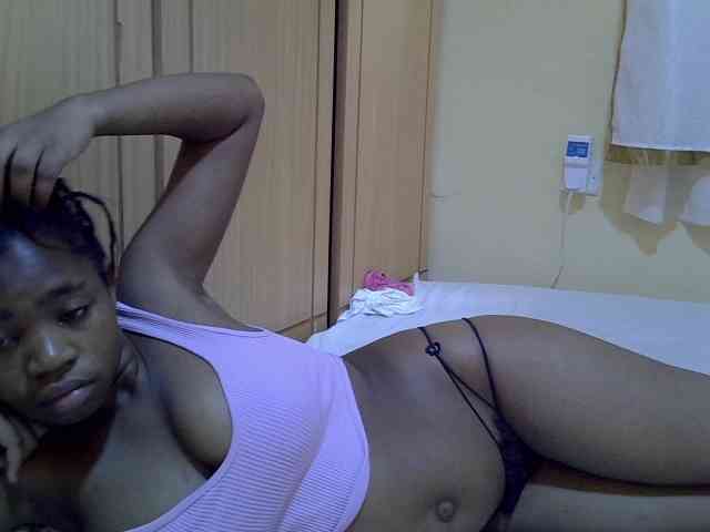 pretty-bianca webcam