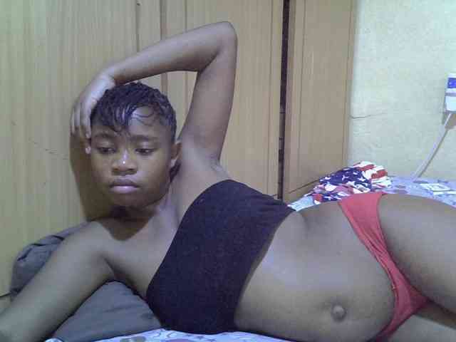 pretty-bianca webcam