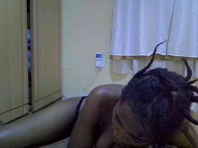 pretty-bianca webcam
