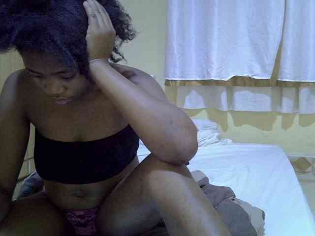 pretty-bianca webcam