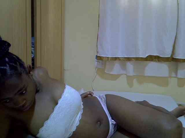 pretty-bianca webcam