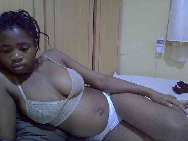pretty-bianca webcam