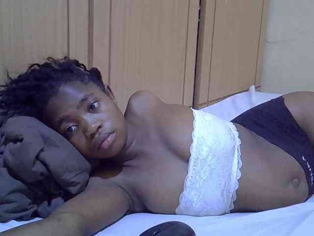 pretty-bianca webcam