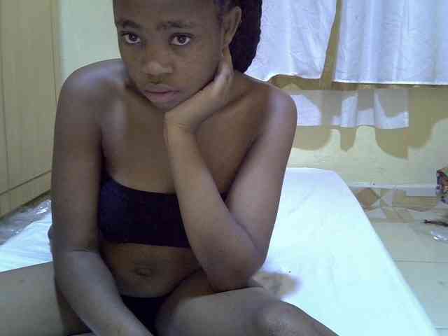 pretty-bianca webcam