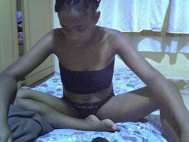 pretty-bianca webcam