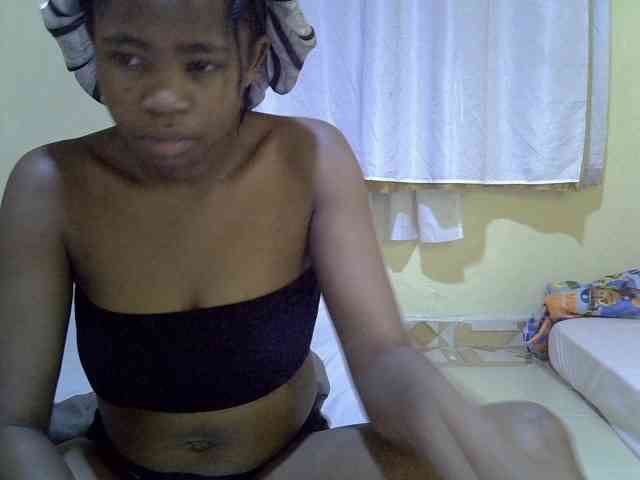 pretty-bianca webcam