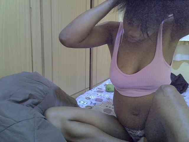 pretty-bianca webcam