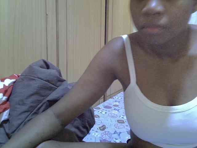 pretty-bianca webcam