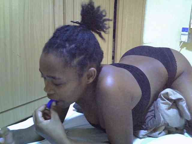 pretty-bianca webcam