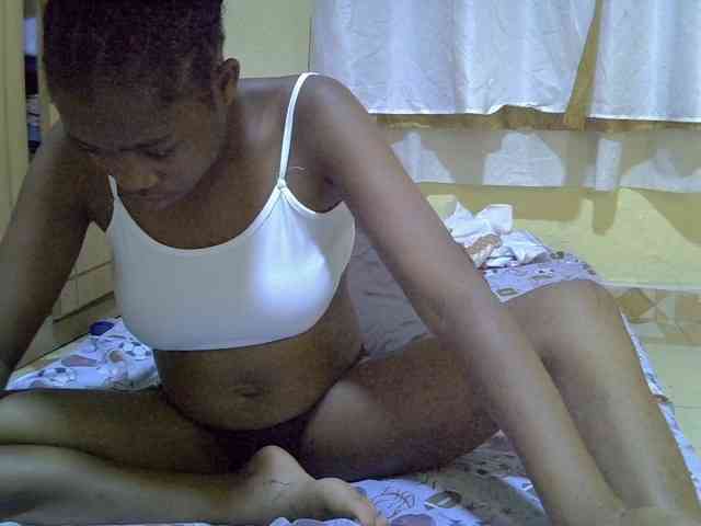 pretty-bianca webcam