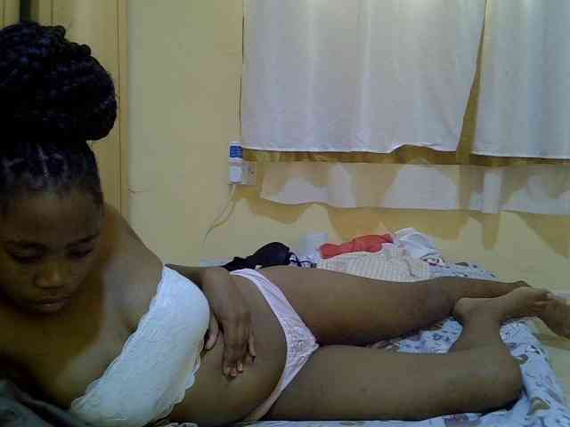pretty-bianca webcam